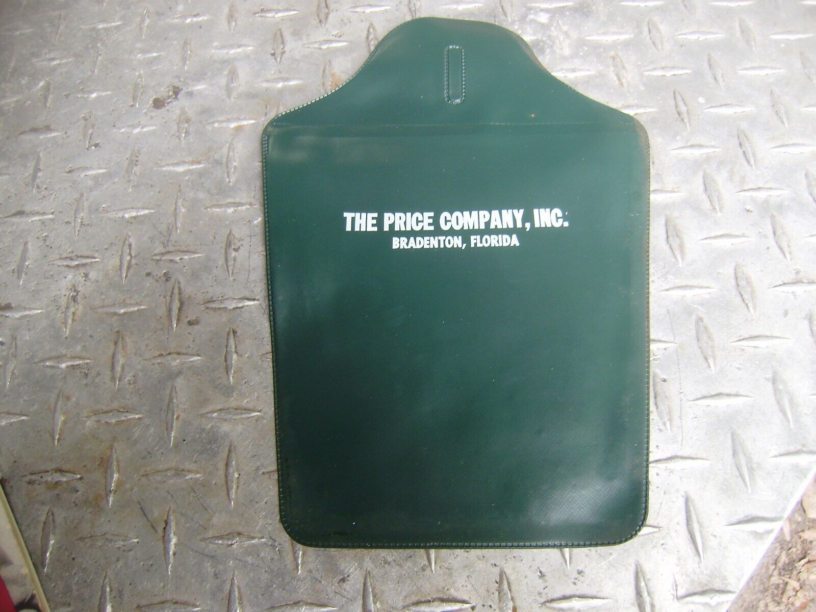 1970`S GREEN VINYL PLASTIC AUTO LITTER BAG THE PRICE CO. BRADENTON, FLORIDA THE PRICE CO.