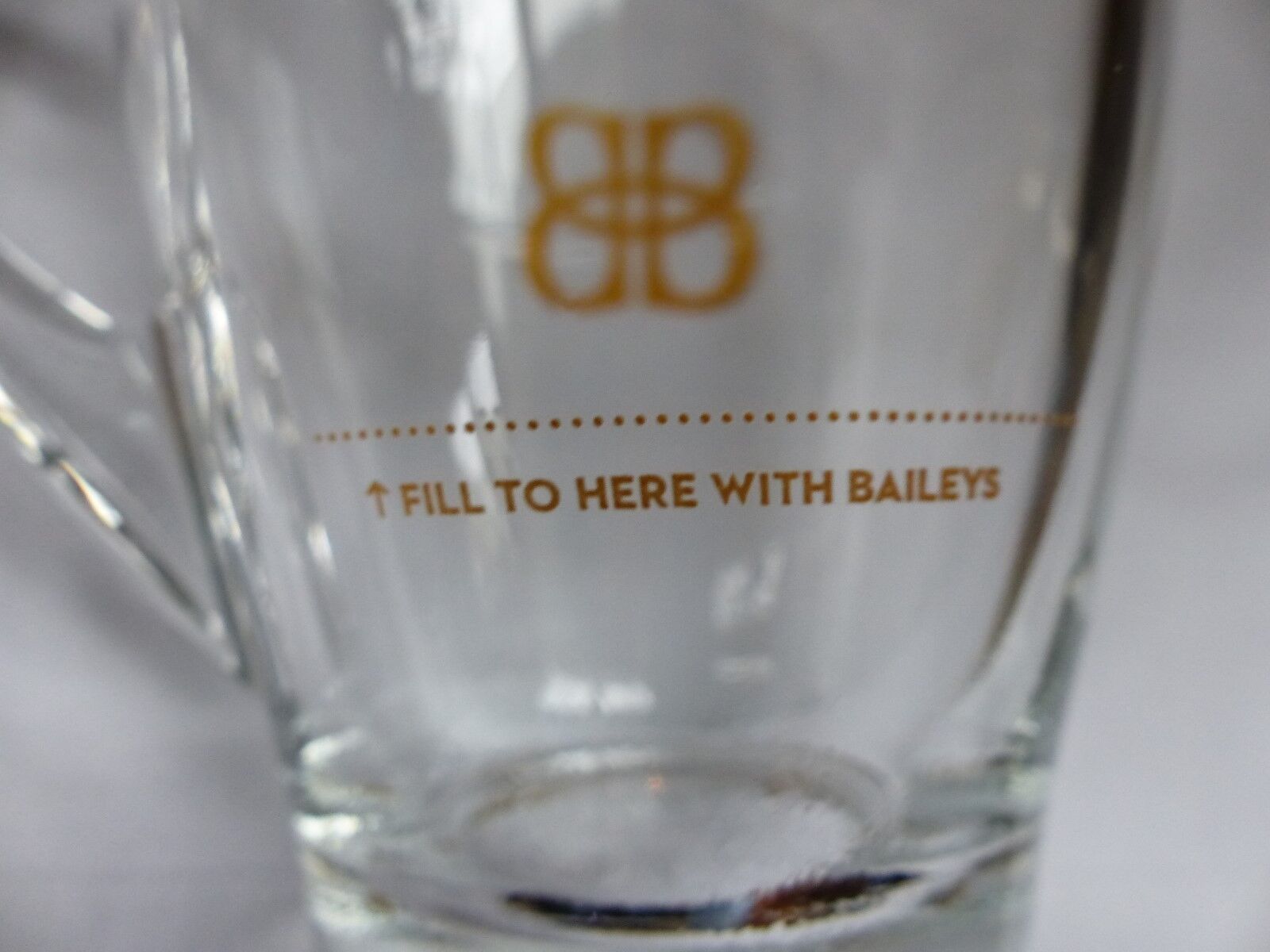 Bailey's Logo Glass Cup Mug With Handle Collectible Gift Без бренда - фотография #5