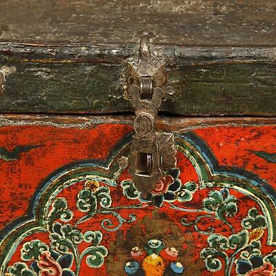 RARE ANTIQUE TRUNK PAINTED PINE IRON TIBET BUDDHIST CHINESE FURNITURE 18TH C.  Без бренда - фотография #6