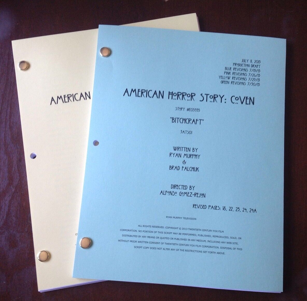 American Horror Story COVEN TV SHOW Season 3 - Bitchcraft Script  Color Covers Без бренда