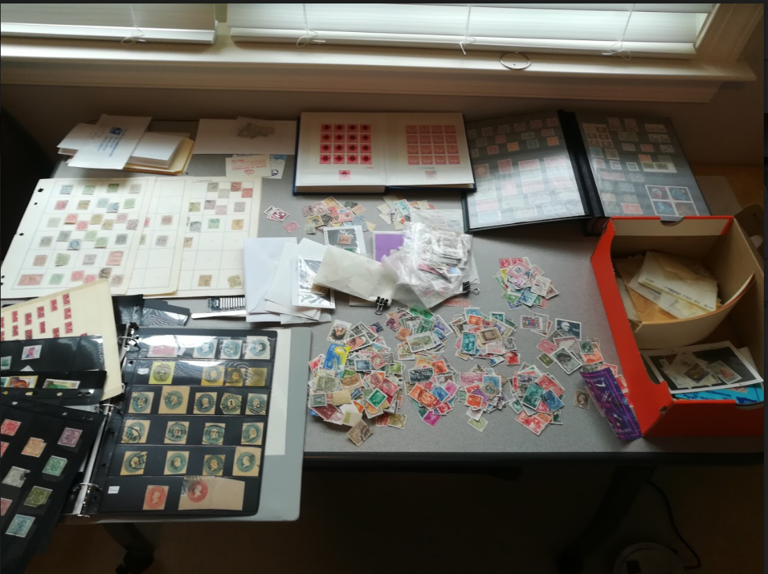 JJ: WORLDWIDE Stamp Collection Lot of 100 from Albums Glassines Mint Sets Used Без бренда