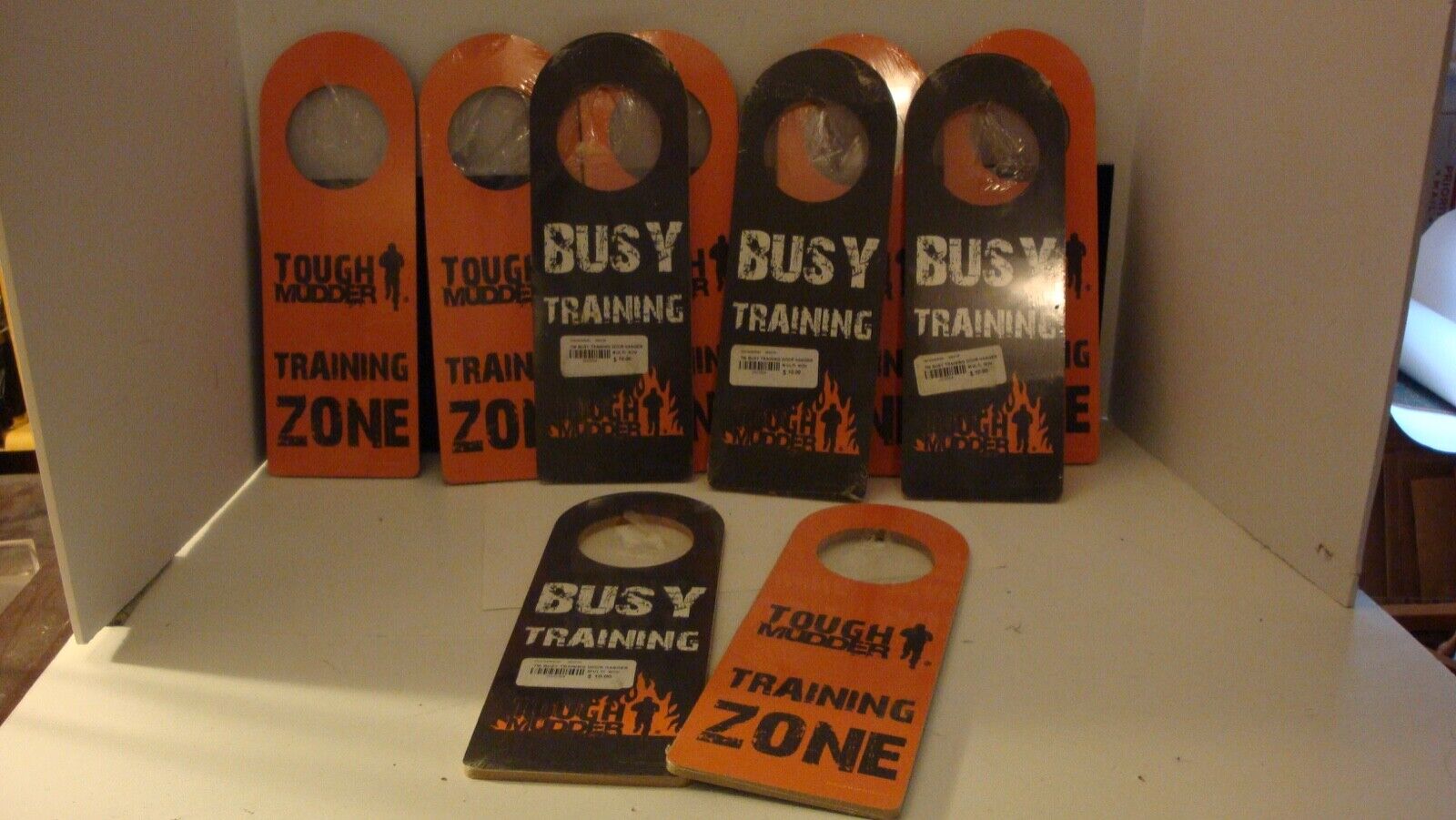 Tough Mudder Training Zone Door Hangers Busy Training NIB Let them Know! 4@$10. Без бренда