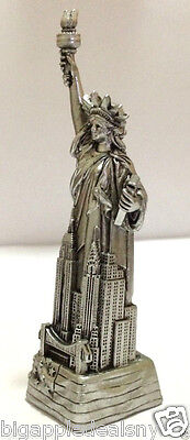 4" Statue of Liberty Figurine w.Flag Base Souvenir from New York City SKYLines  Без бренда - фотография #2