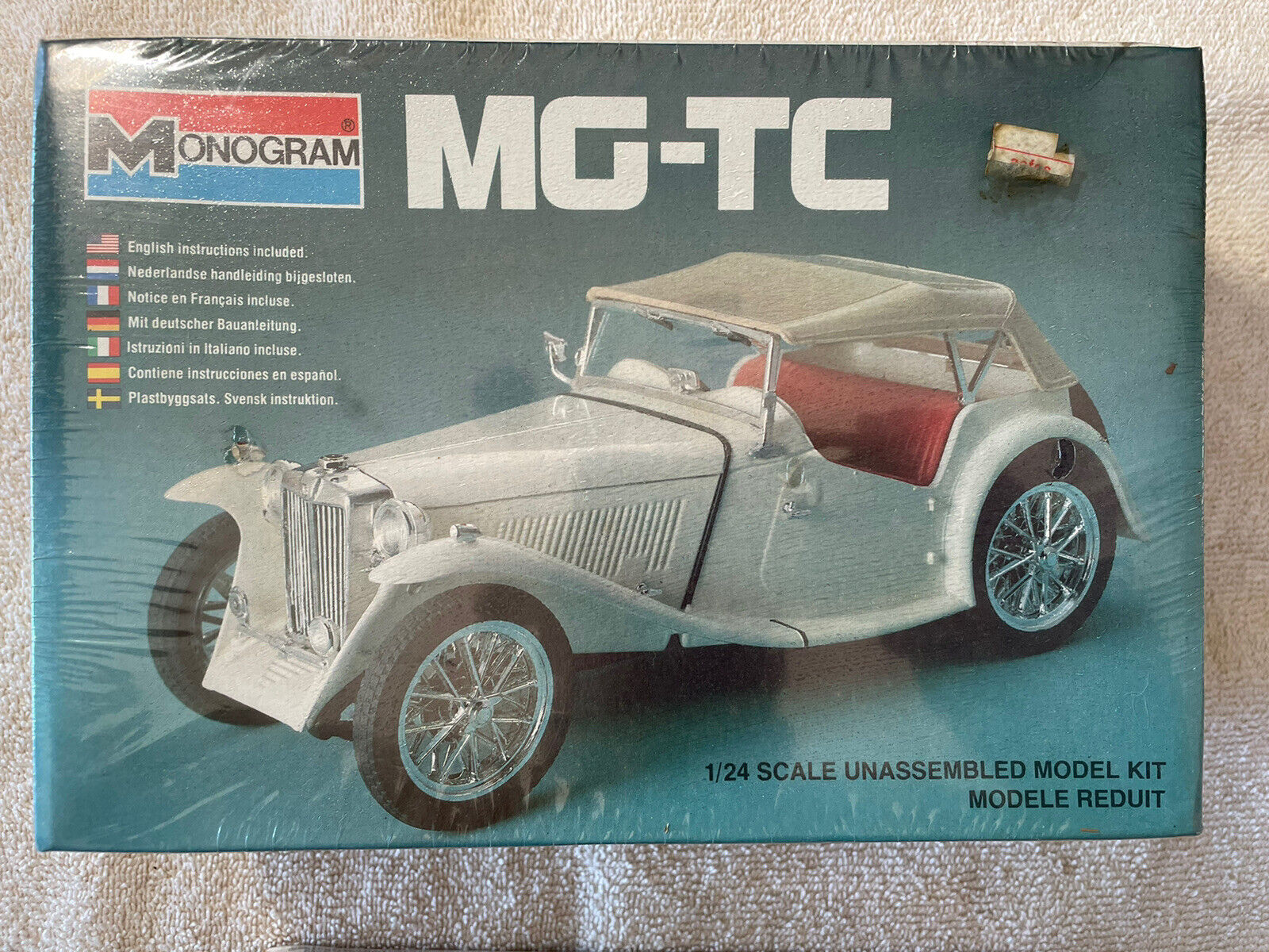 MG-TC Sports Car Model Lot, Monogram 2290 1:24 1983, Matchbox 1:32 PK-306 1982 Monogram - фотография #2