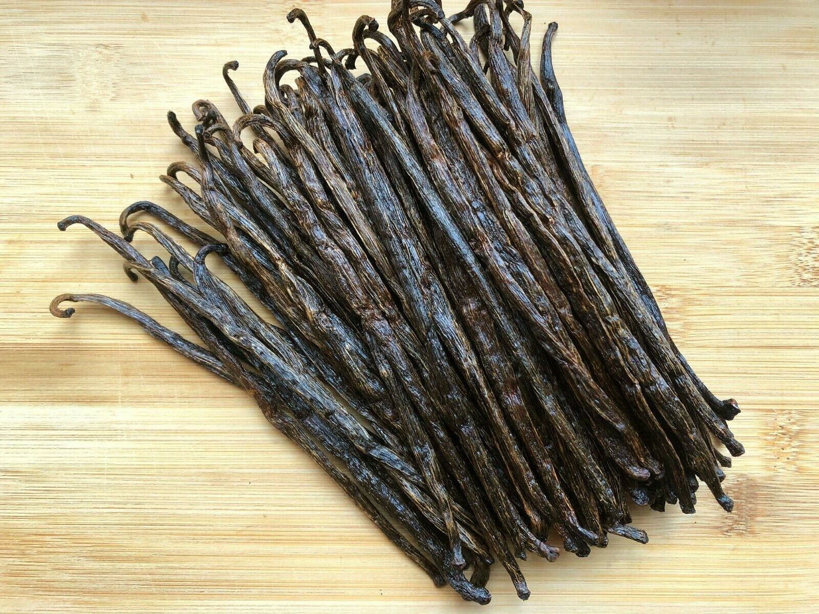 Madagascar Bourbon Vanilla Beans Grade B - Great for Extraction & Baking Handmade