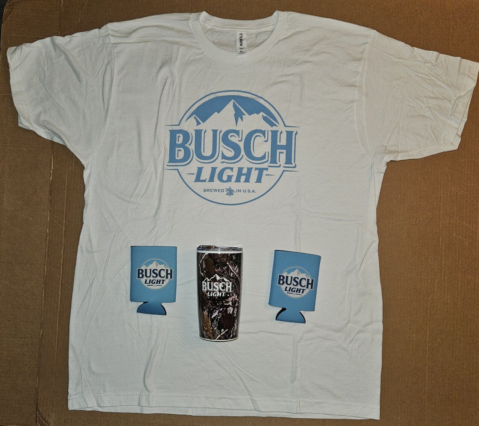 Busch Light Bundle: XL Shirt, Tumbler & Koozies Без бренда