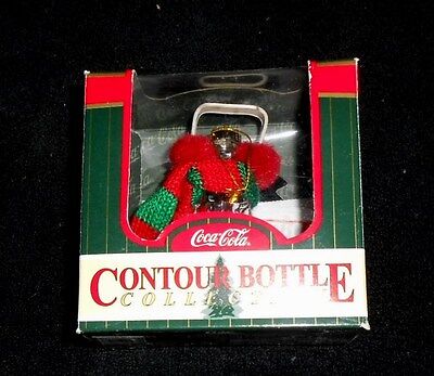 Coca-Cola Contour Bottle Ornament - replica 6.5oz bottle w/ear muffs scarf - New Coca-Cola - фотография #2
