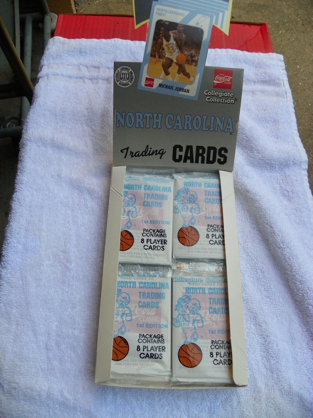 1 Pack North CarolinaCollegiate Collection Coca Cola Player Cards 8 Per Pack Collegiate Collection