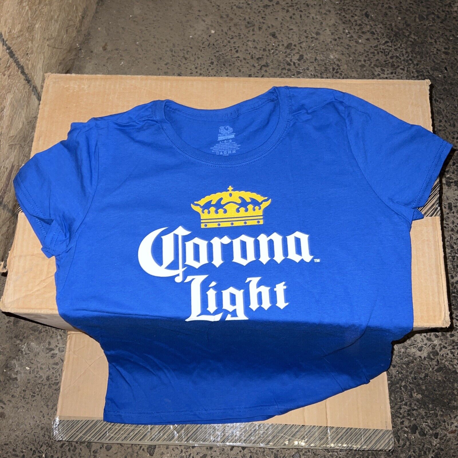 (2) Woman’s  Fit Corona Light T-Shirt blue,  Size Large Ladies Fit Size X-Large Fruit of the Loom - фотография #2