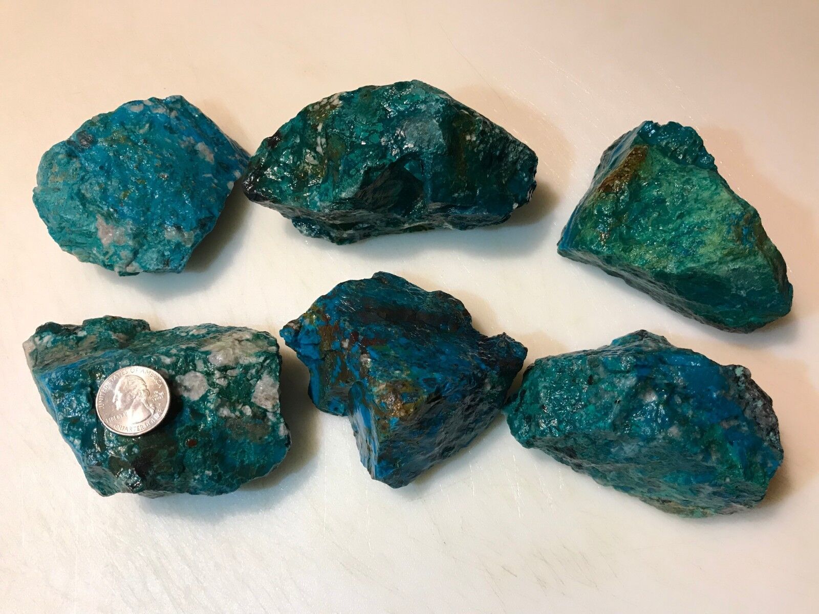5 Pound Lots of  ALL NATURAL Chrysocolla & Turquoise Rough (Large Pieces) (WET) Без бренда - фотография #3