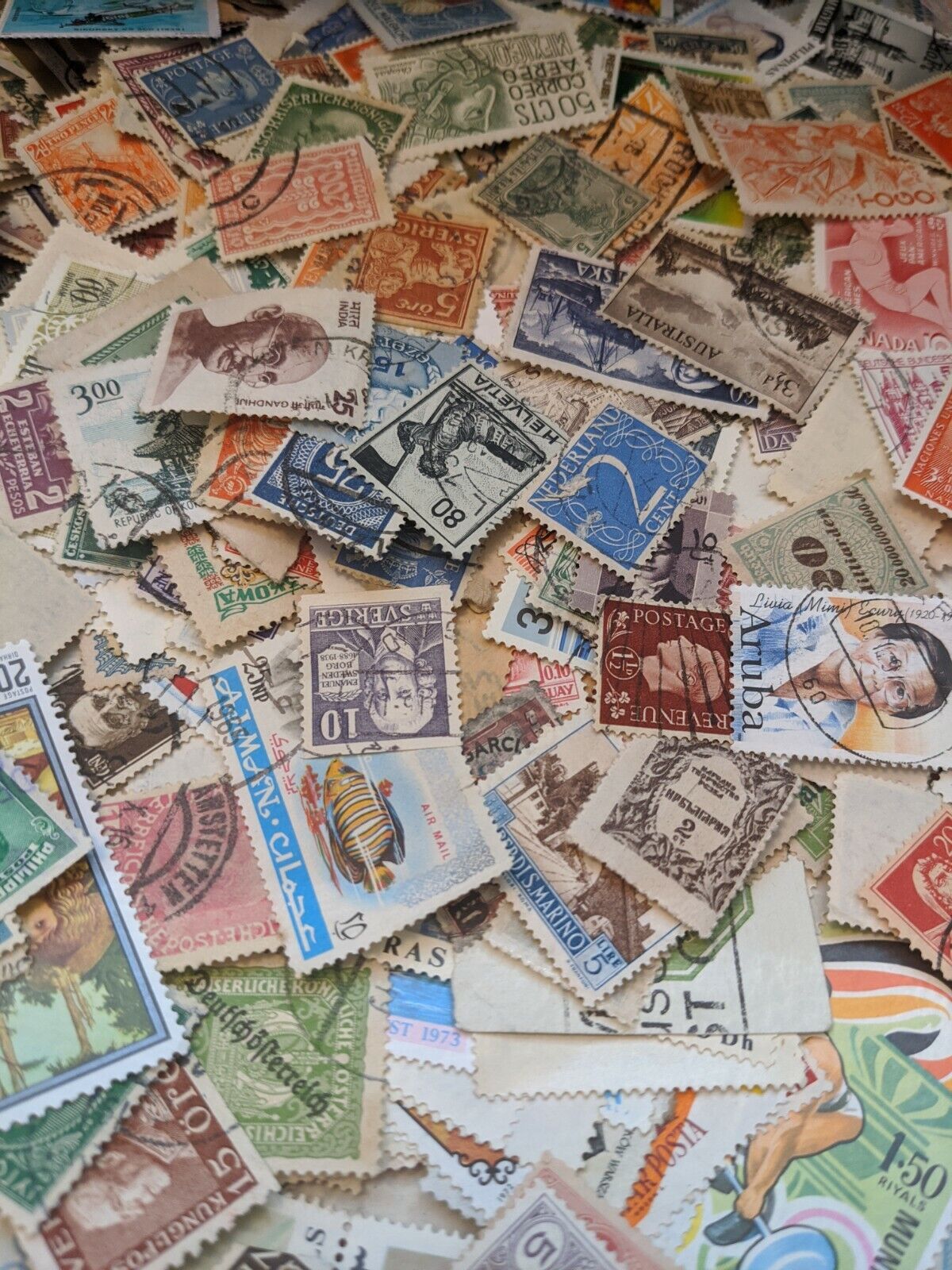 JJ: WORLDWIDE Stamp Collection Lot of 100 from Albums Glassines Mint Sets Used Без бренда - фотография #4