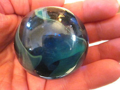 TOE BREAKER 50mm (2") SEA TURTLE clear Blue/Green Marbles glass ball HUGE Swirl Vacor Does Not Apply - фотография #5