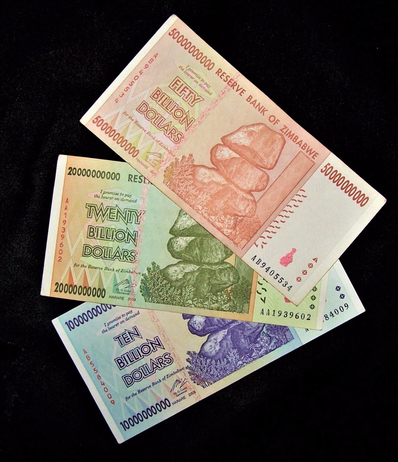 3 Zimbabwe banknotes-1 x 10, 20 & 50 Billion dollars -2008 series currency Без бренда