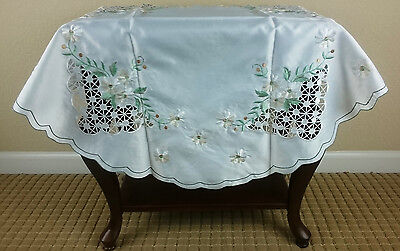 Embroidered Green Flower Tablecloth 33" Round Night Stand Side End Table Cover Grant Linen