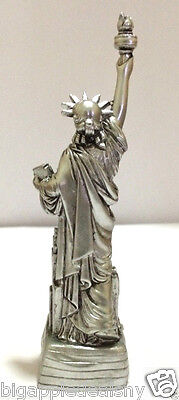 4" Statue of Liberty Figurine w.Flag Base Souvenir from New York City SKYLines  Без бренда - фотография #3