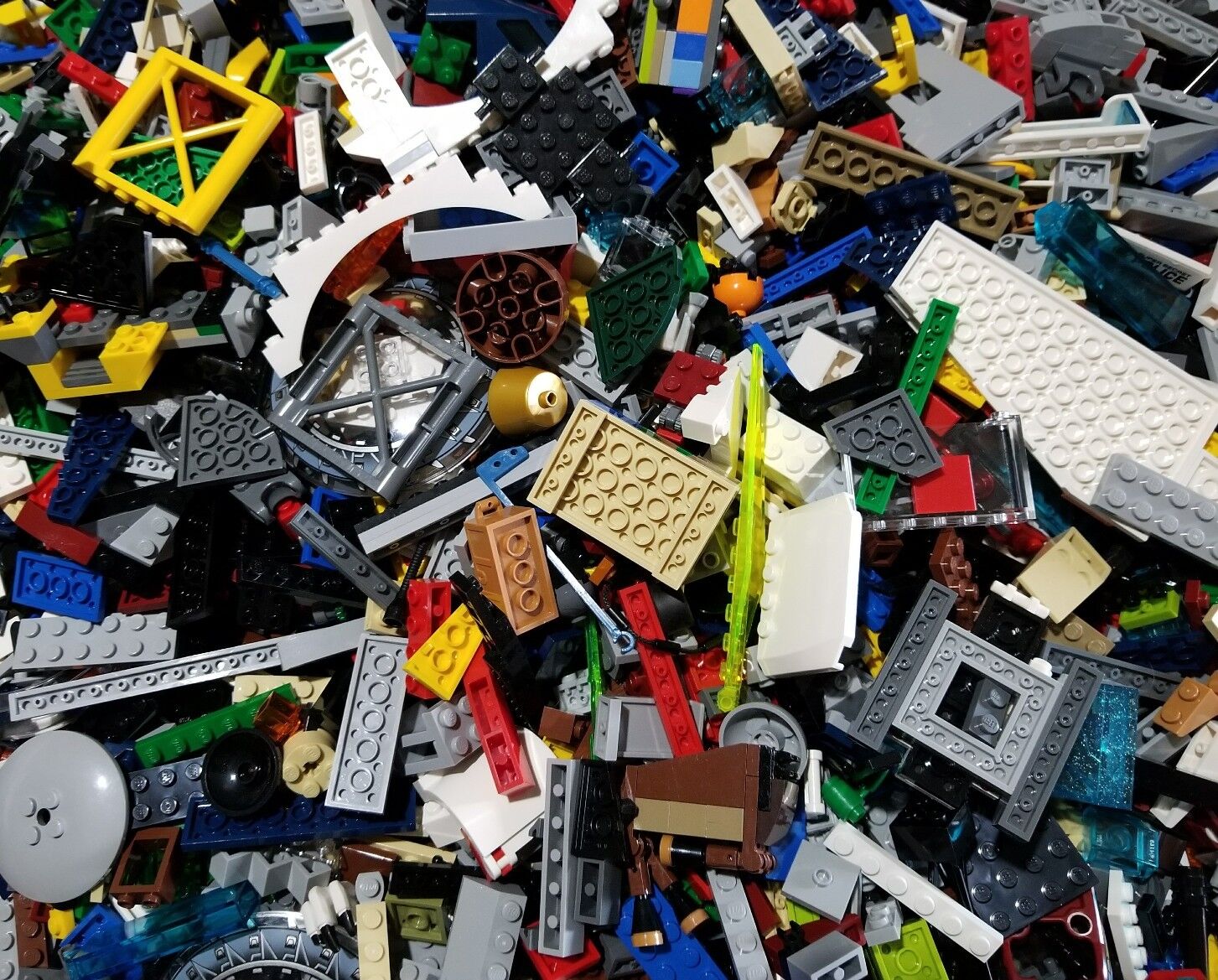 Lego Lot of 200 Pieces Parts Bricks Random From Huge Bulk Assorted Clean Pieces LEGO