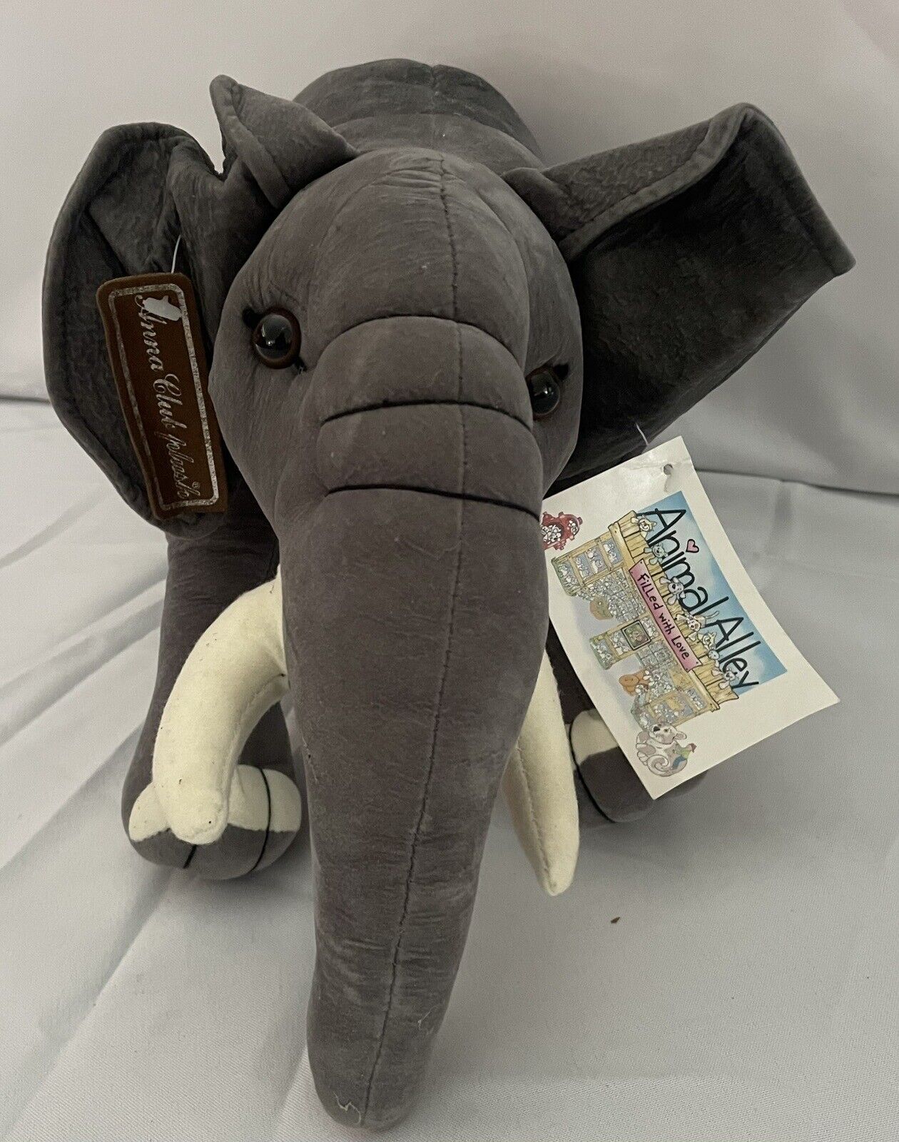 Anna Club Elephant Plush Vintage 2000 Animal Alley Toys R Us Stuffed Tusks NOS Animal Alley - фотография #2