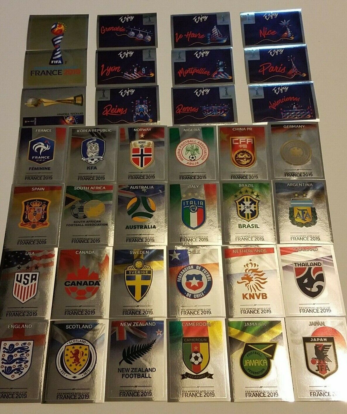 WOMEN'S WORLD CUP 2019 - PANINI STICKERS FOIL, EMBLEMS & SHINY STICKERS. Без бренда