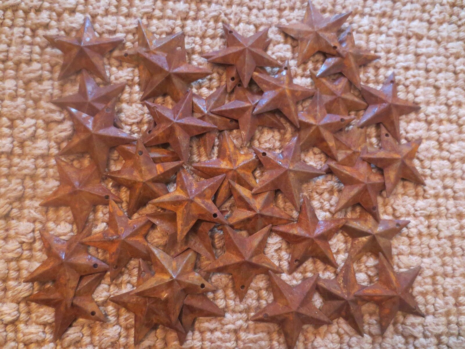 Lot of 100 Rusty Barn Stars 1.5 inch Rustic Primitive Country Rusted Dimensional Без бренда - фотография #8