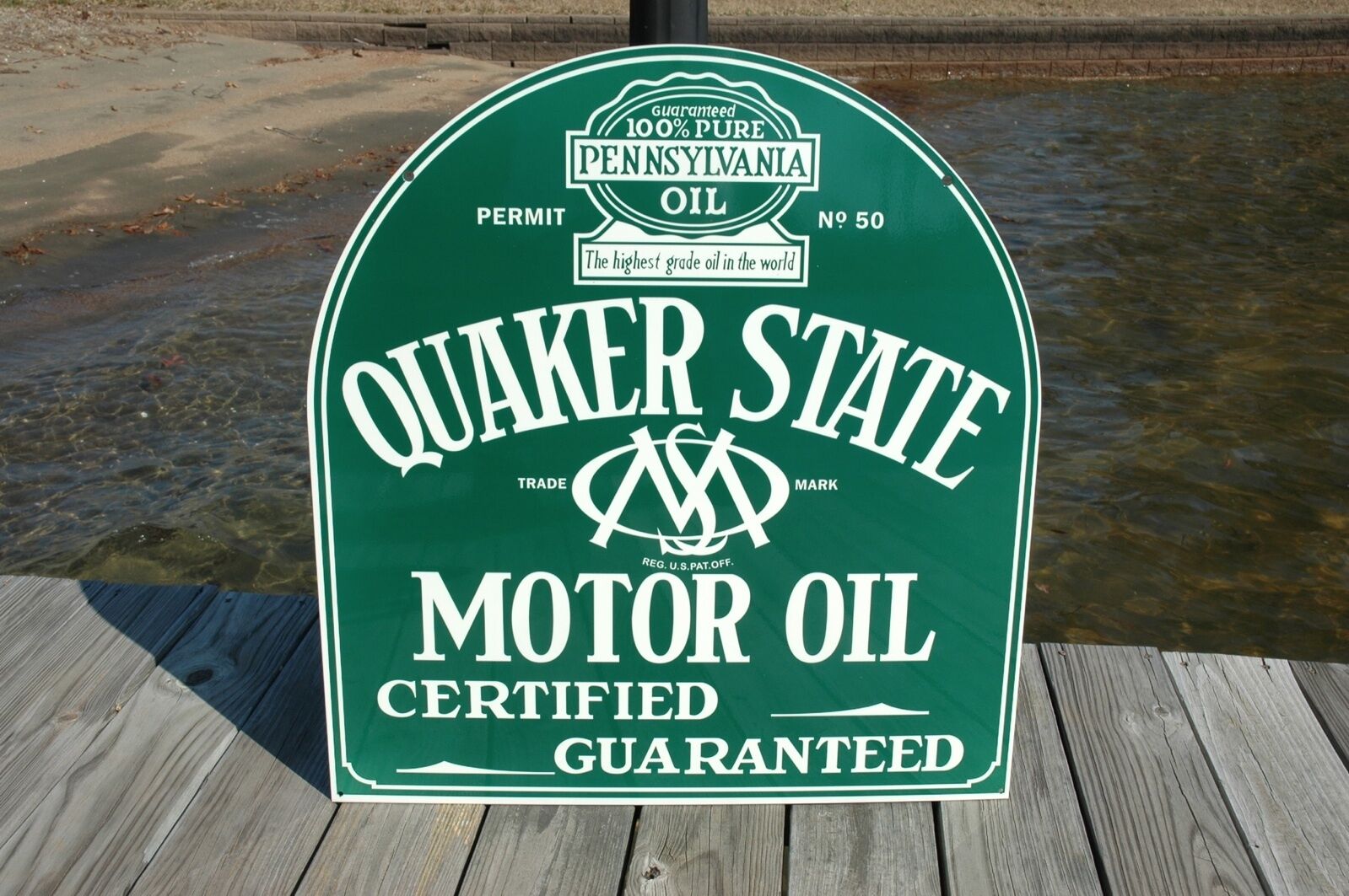 OLD STYLE QUAKER STATE MOTOR OIL GAS TOMBSTONE 2 SIDED SWINGER SIGN MADE IN USA Без бренда