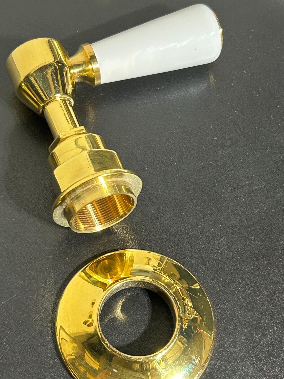 WATERWORKS HIGHGATE BRASS HOT AND COLD FAUCET HANDLES *new DISPLAY* WaterWorks - фотография #7