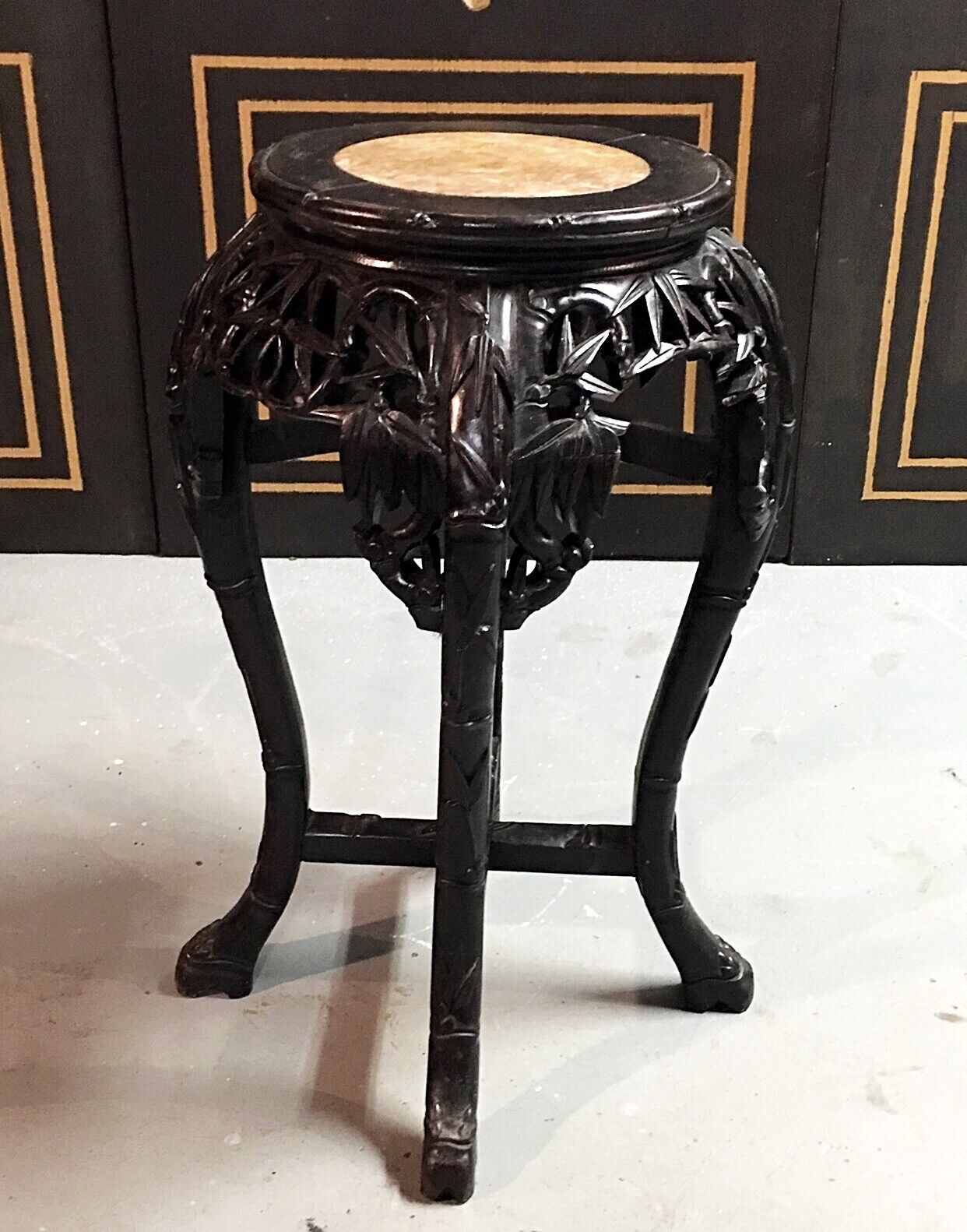 Chinese Antique Carved Teak Wood Pedestal Table Без бренда - фотография #2