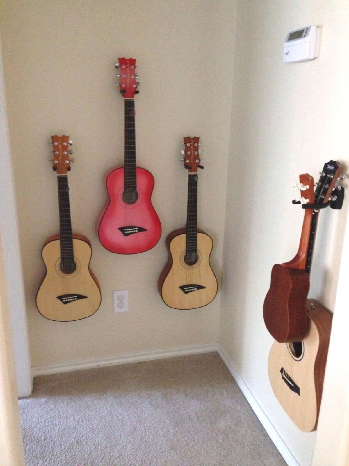 2-PACK Guitar Hanger Hook Holder Wall Mount Display Acoustic Electric. GRJ-Q2 Top Stage Grak1-Q2 - фотография #6
