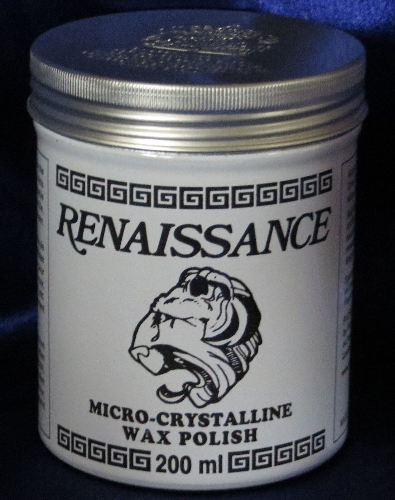 Renaissance Wax - 200ml With a Large 16"x16" Commercial Grade Microfiber Cloth Picreator Enterprises Ltd. - фотография #2
