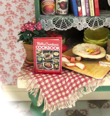 BETTY CROCKER'S COOKBOOK 1:12 Scale Miniature Readable Illustrated Book Little THINGS of Interest N/A - фотография #7