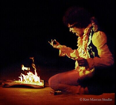 Jimi Hendrix Burning Guitar at Monterey Pop Signed Ltd.Ed. Photo by Ken Marcus Без бренда - фотография #3