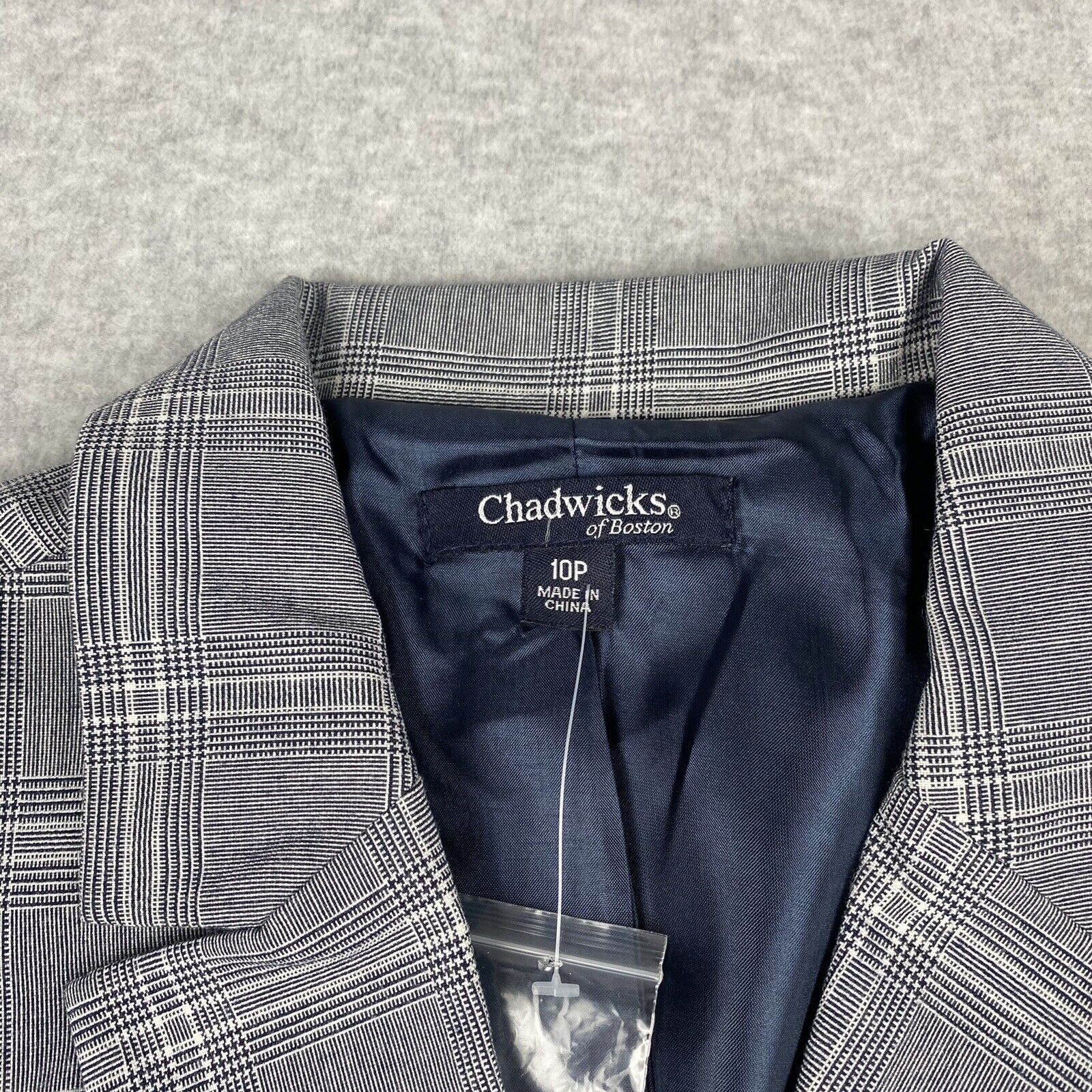 Chadwicks Womens Blazer Jacket 10 P Petites Plaid Gray NWT 2 Button Chadwicks - фотография #2