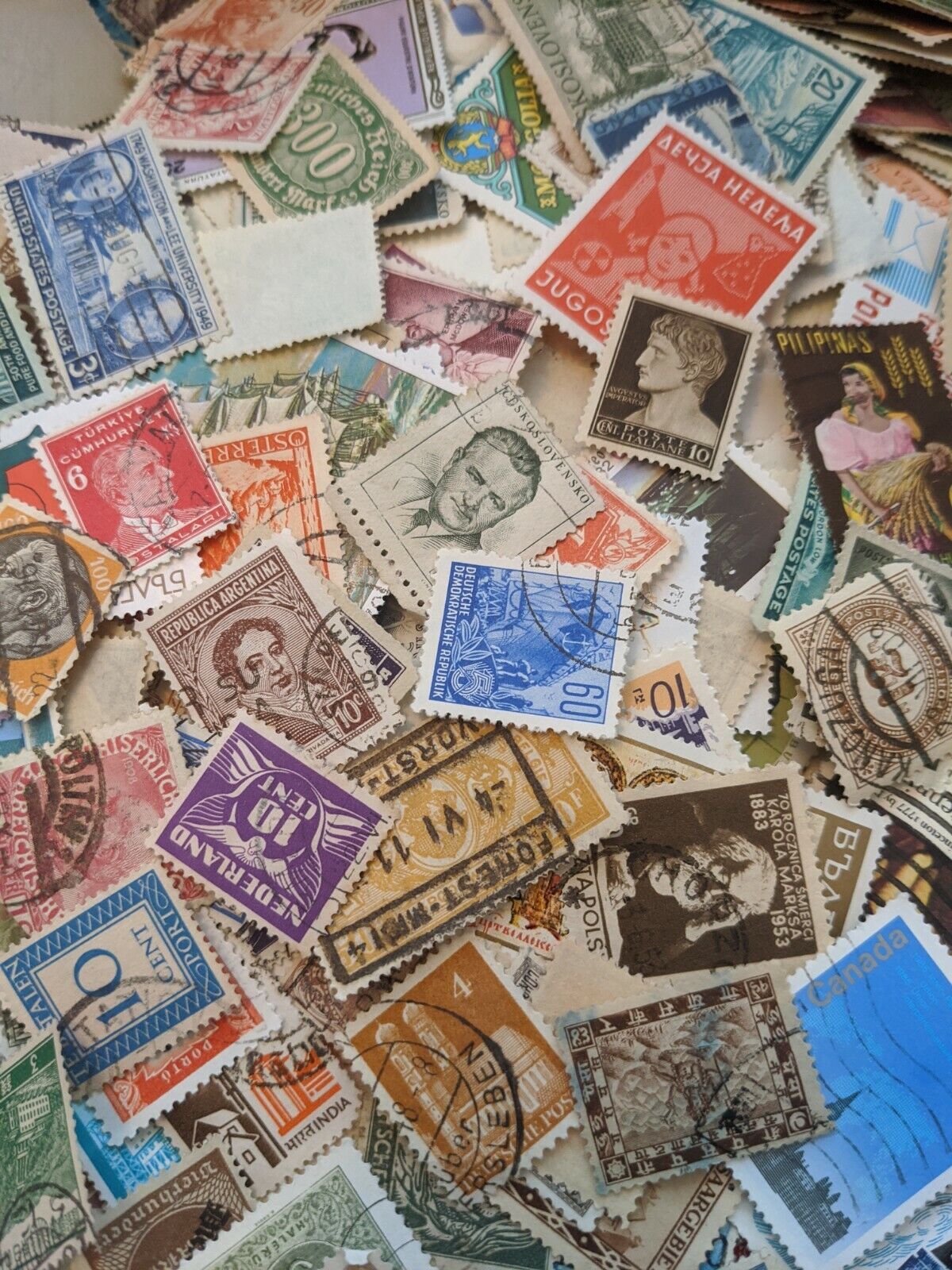 JJ: WORLDWIDE Stamp Collection Lot of 100 from Albums Glassines Mint Sets Used Без бренда - фотография #5