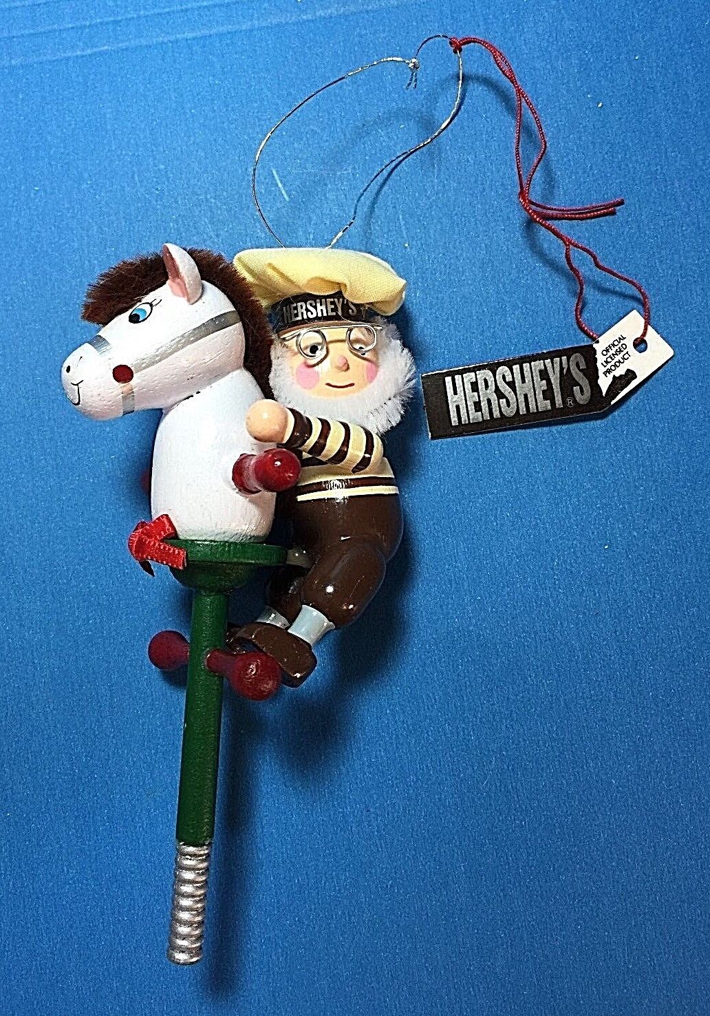 Hershey's Chocolate Mr Baker Elf On A Horse Pogo Stick Wood Ornament 1994 Без бренда