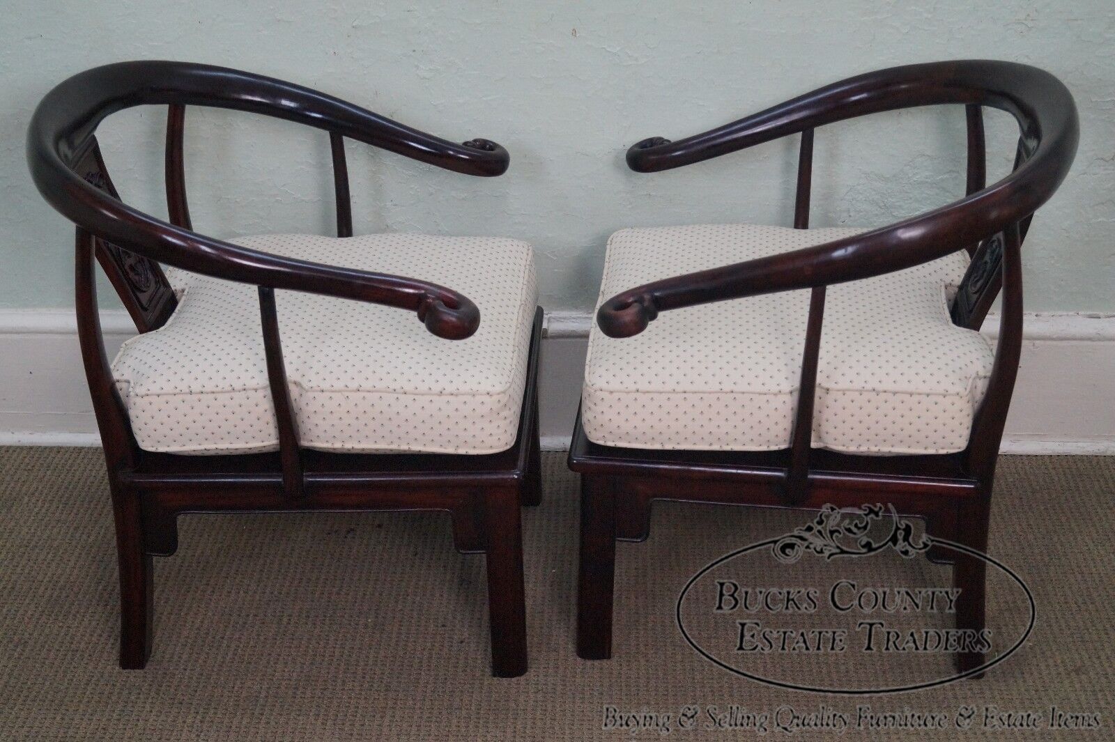 Vintage Chinese Rosewood Pair of Horseshoe Lounge Chairs NA NA - фотография #4