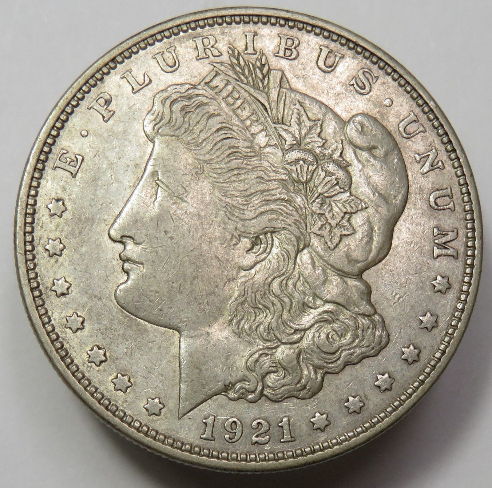 (1) 1921 MORGAN SILVER DOLLAR VG-XF CONDITION! MINT VARIES! SILVER INVESTMENT! Без бренда
