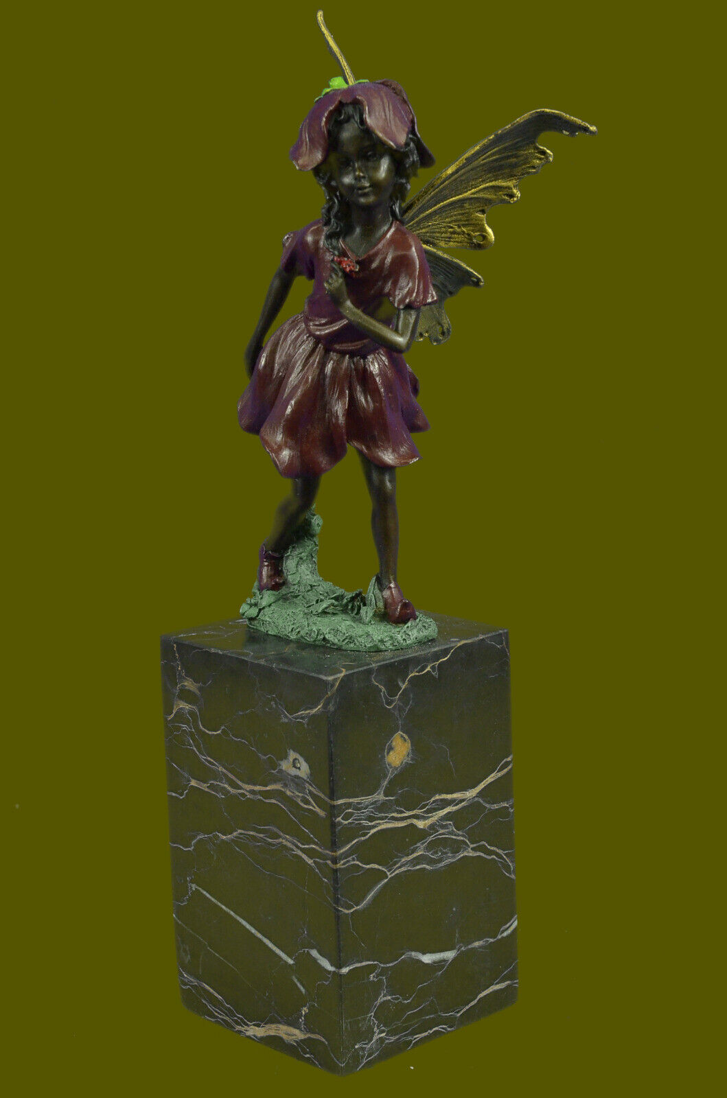 Fairy Standing with a flower Garden Statue in aged bronze finish. 13" Tall Decor Без бренда