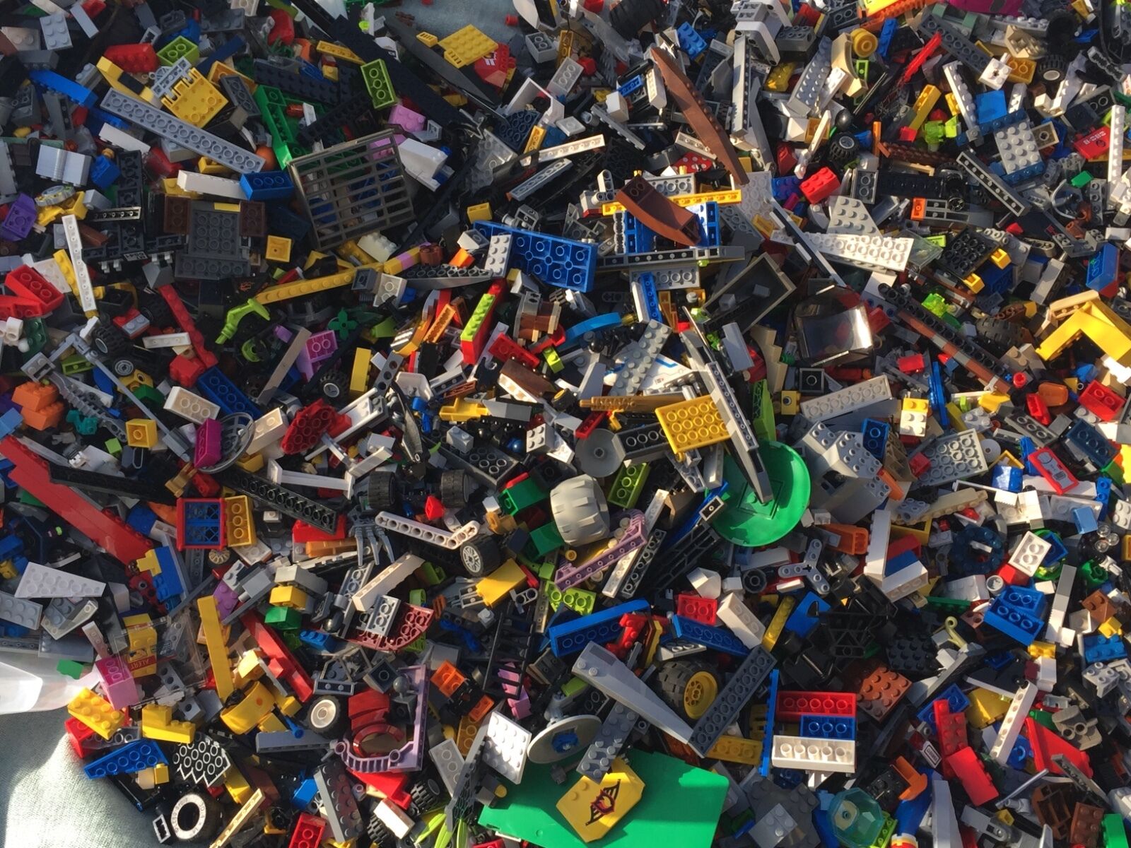 2  POUND Of LEGO'S Bricks part pieces Lot Star Wars City Etc Bulk 100% LEGO - фотография #5