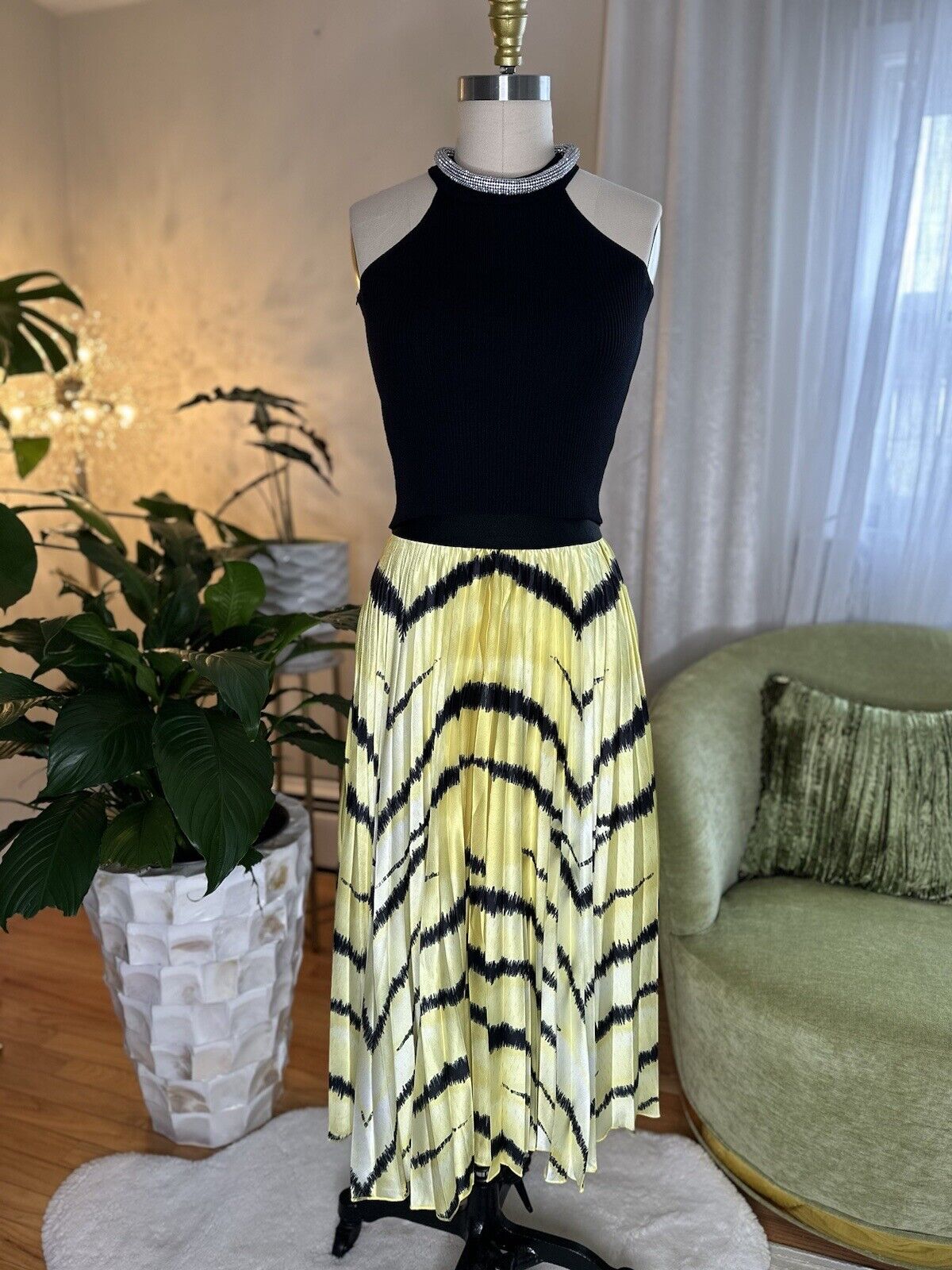 Pleated satin skirt for Women Animal print zebra yellow skirt - Brand new Unbranded - фотография #9