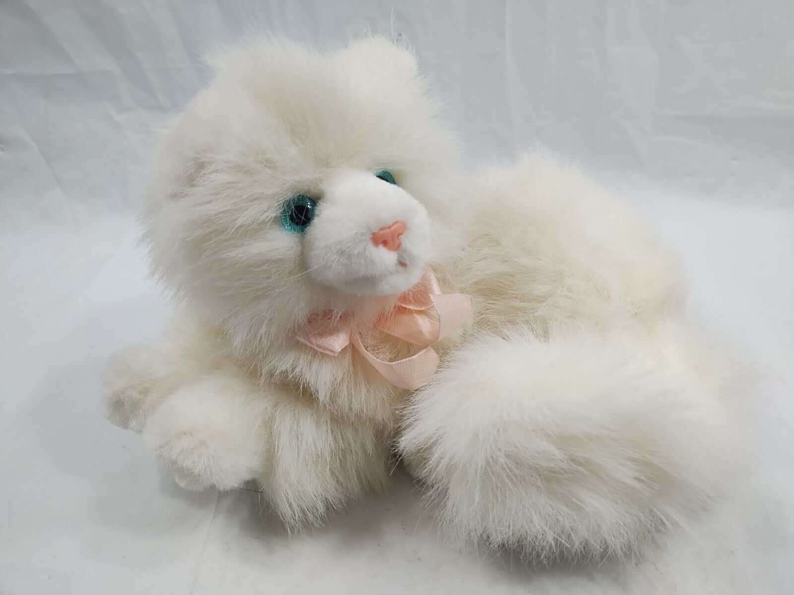 Russ Berrie Kitty Cat White Plush Stuffed Toy Caress Soft Pets 12" Nikki RUSS