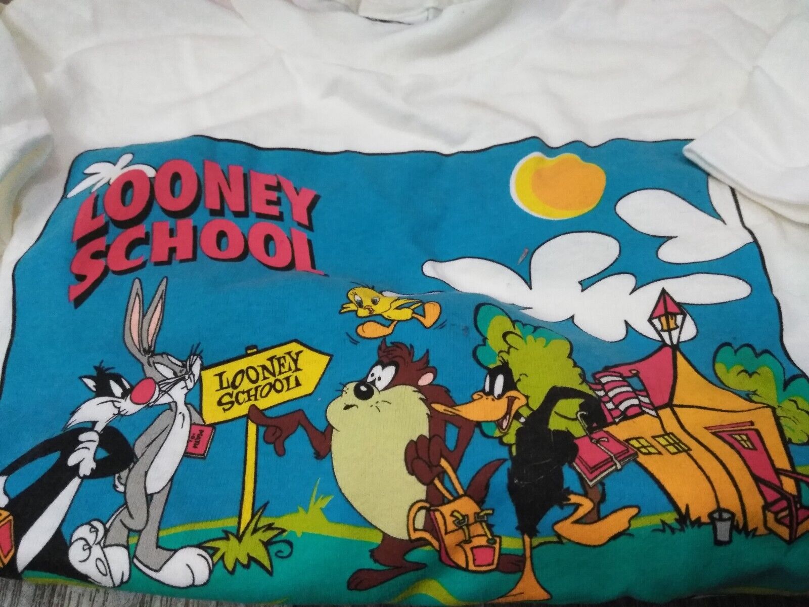 N.O.S. WARNER BROS. 1990'S Looney Tunes, Looney School RED Lunchbox W/ T-SHIRT Thermos - фотография #2