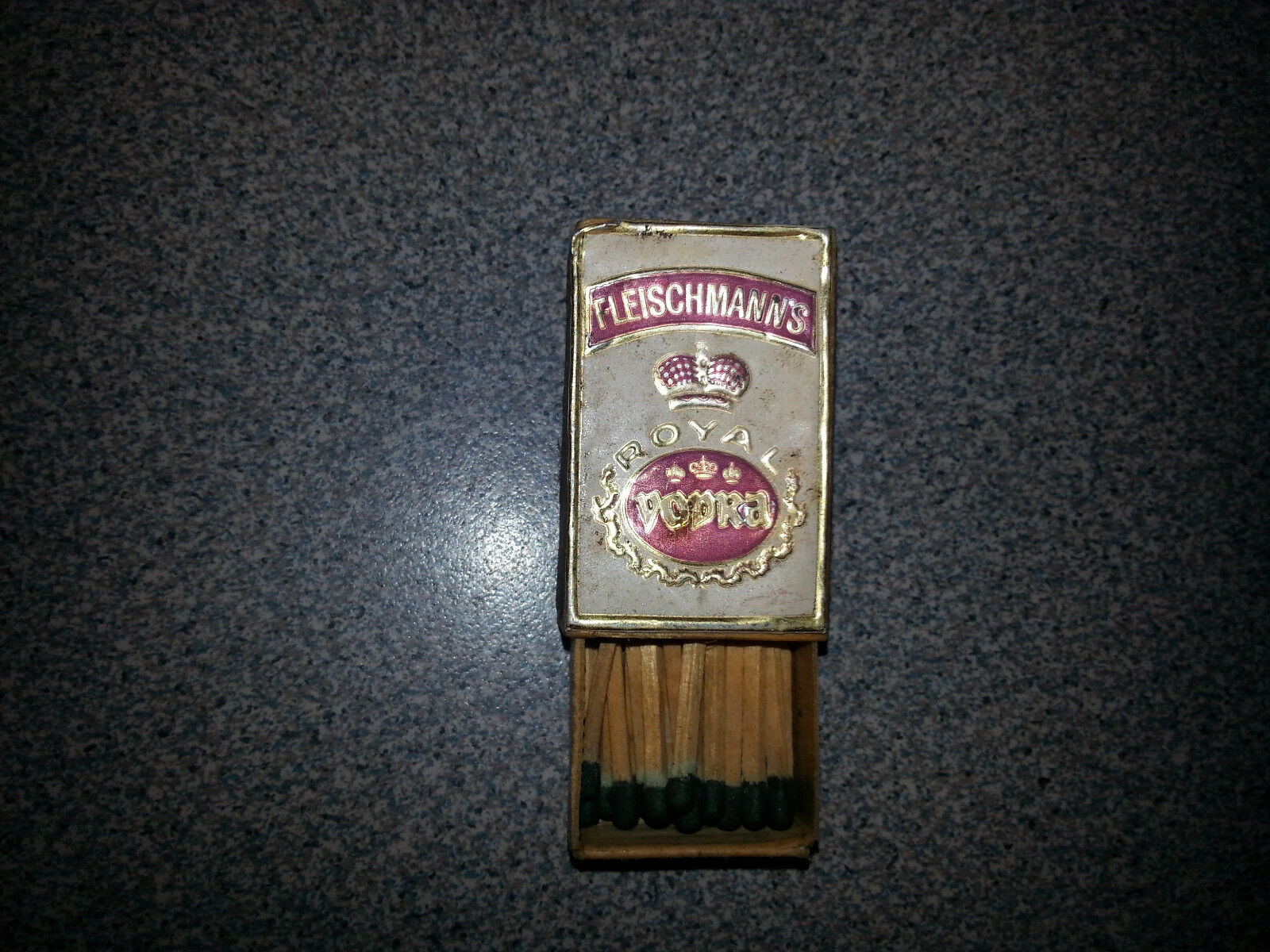 Vintage Fleischmann's Royal Vodka Advertising Matchbox Без бренда