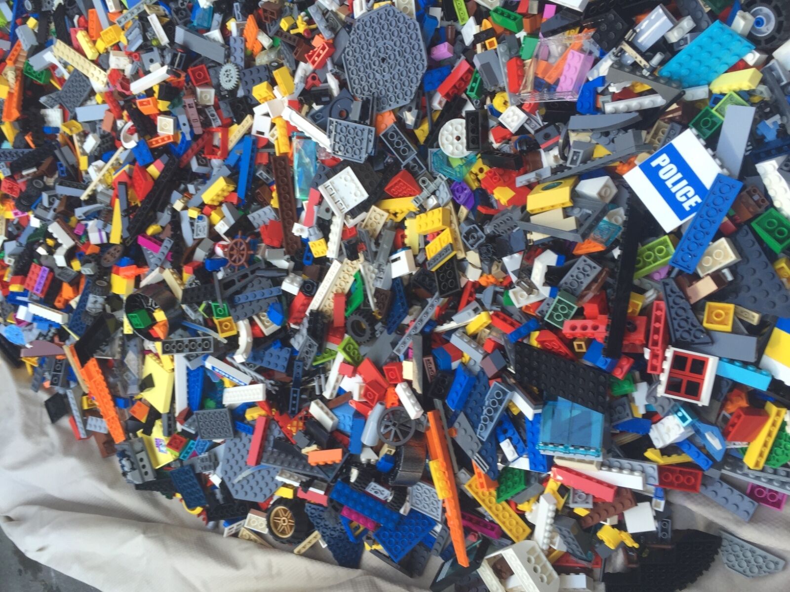 2  POUND Of LEGO'S Bricks part pieces Lot Star Wars City Etc Bulk 100% LEGO - фотография #10