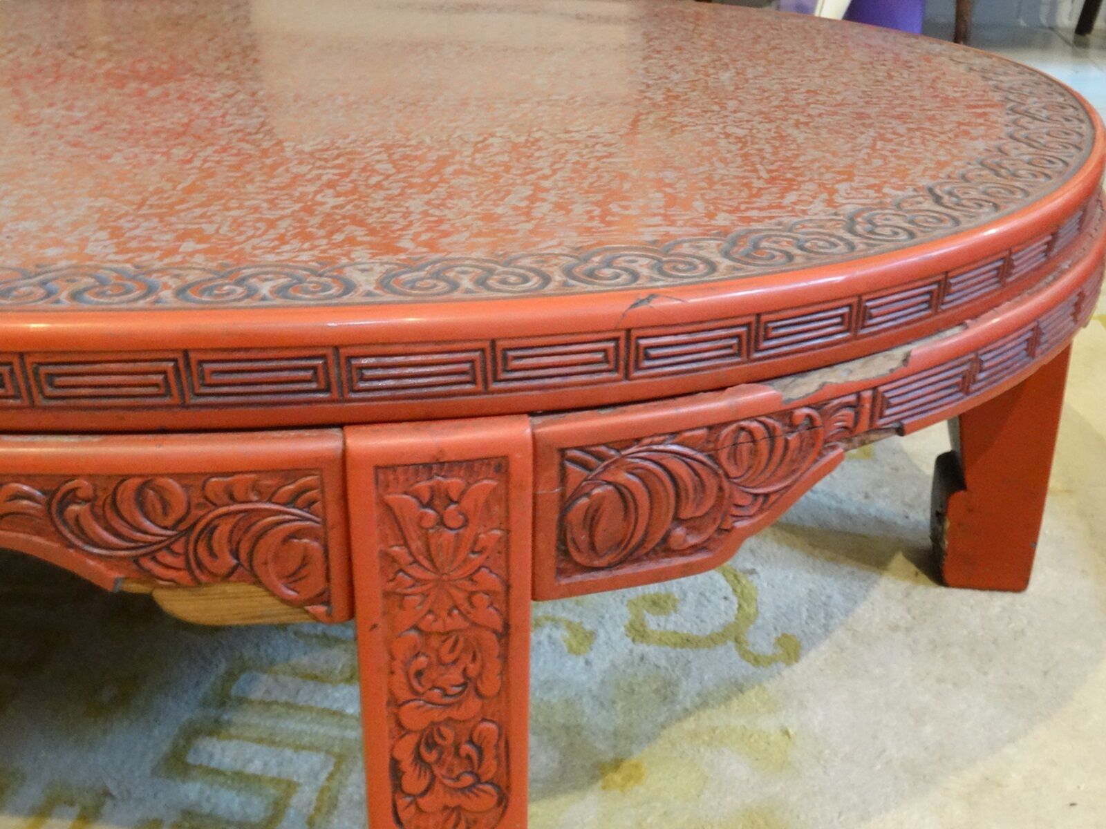ANTIQUE LATE 19 c. CHINESE LACQUER INTRICATE CARVED CINNABAR COFFEE TABLE Без бренда - фотография #5