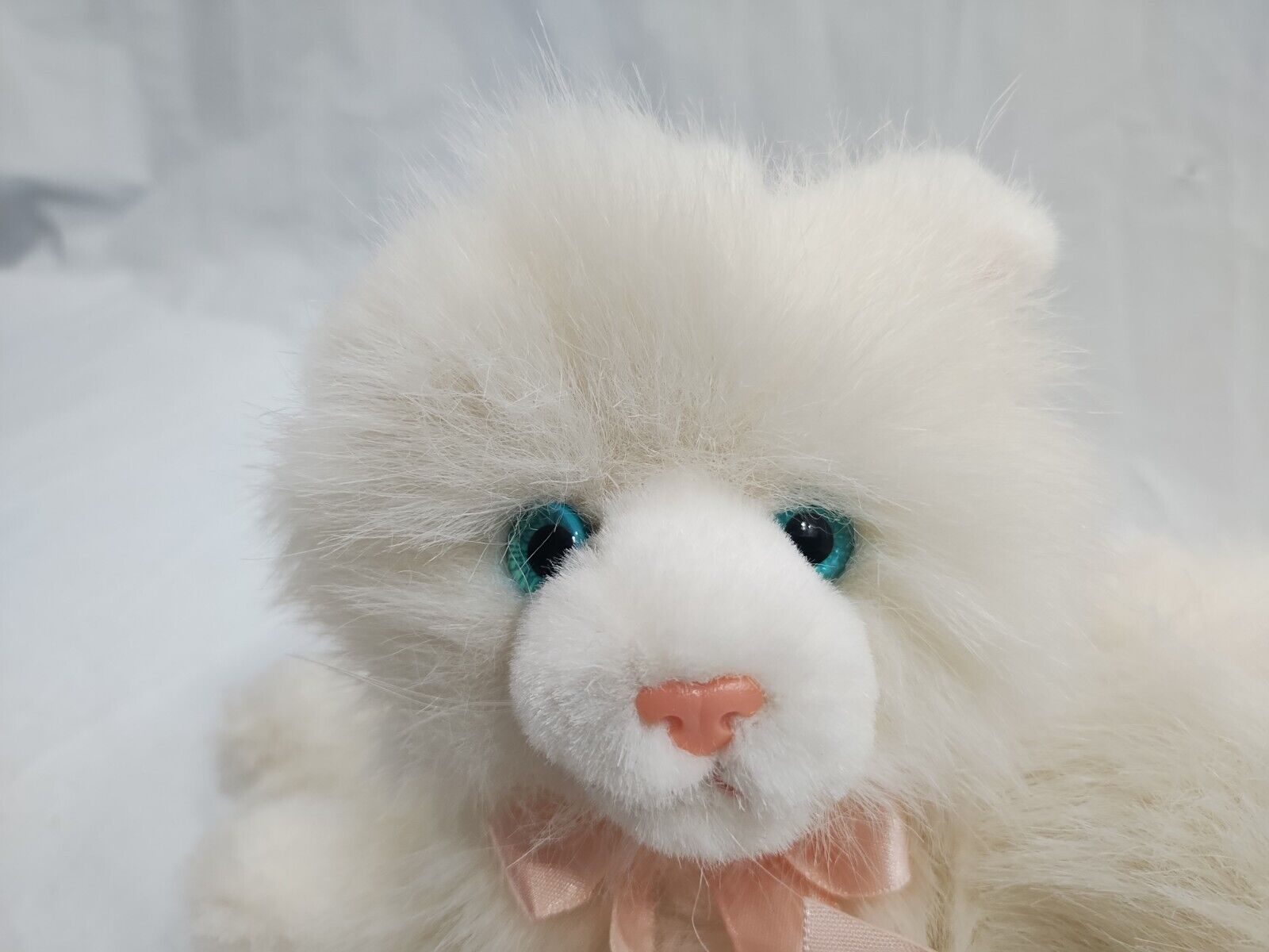 Russ Berrie Kitty Cat White Plush Stuffed Toy Caress Soft Pets 12" Nikki RUSS - фотография #2
