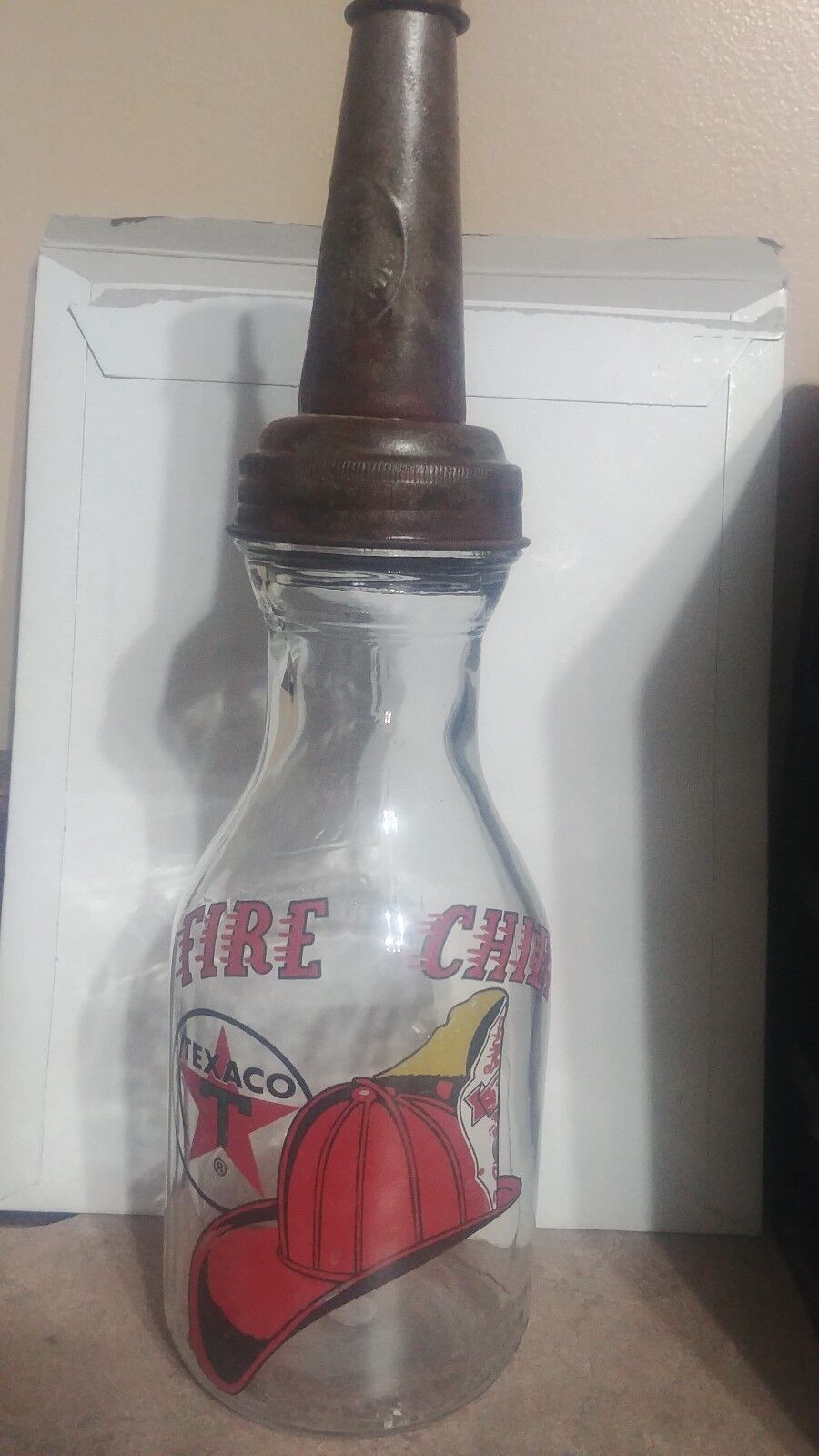 Texaco Fire Chief Gasoline Oil Bottle with Master Metal Spout One Quart Без бренда