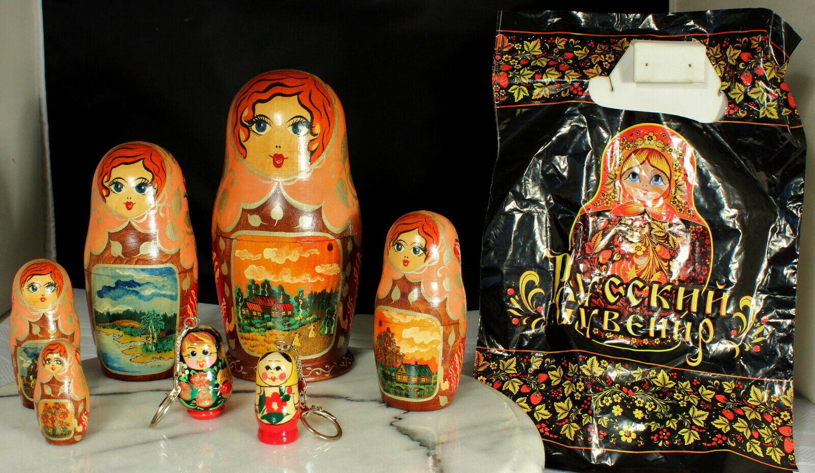 MOSCOW Matryoshka NESTING DOLLS 1991 Artist Signed + RUSSIAN Doll Key Rings WOOD Russian Artist