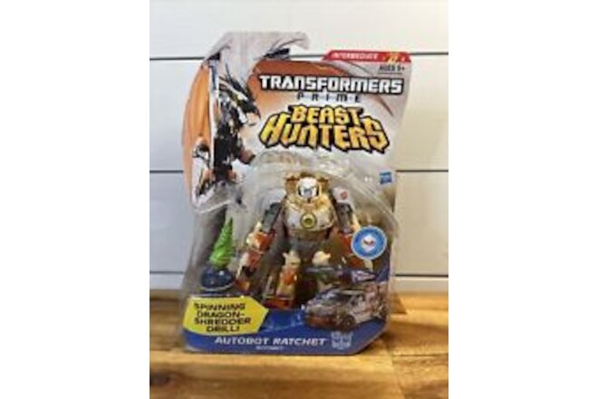 Transformers 2013 Prime Beast Hunters Autobot Ratchet Deluxe Class - Brand New