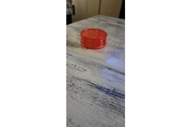 Acrylic Grinder with Magnet | 3 Inch | Sharp Teeth