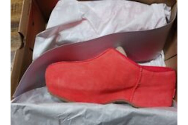 UGG COTTAGE CLOG  SLIP ON SANDAL Shoe US Sz 8.0 Color Cherry Pie 🥧