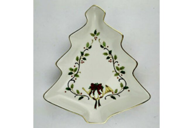 Mikasa Holiday Elegance Christmas Tree Candy Dish FK001 Fine Porcelain 8"